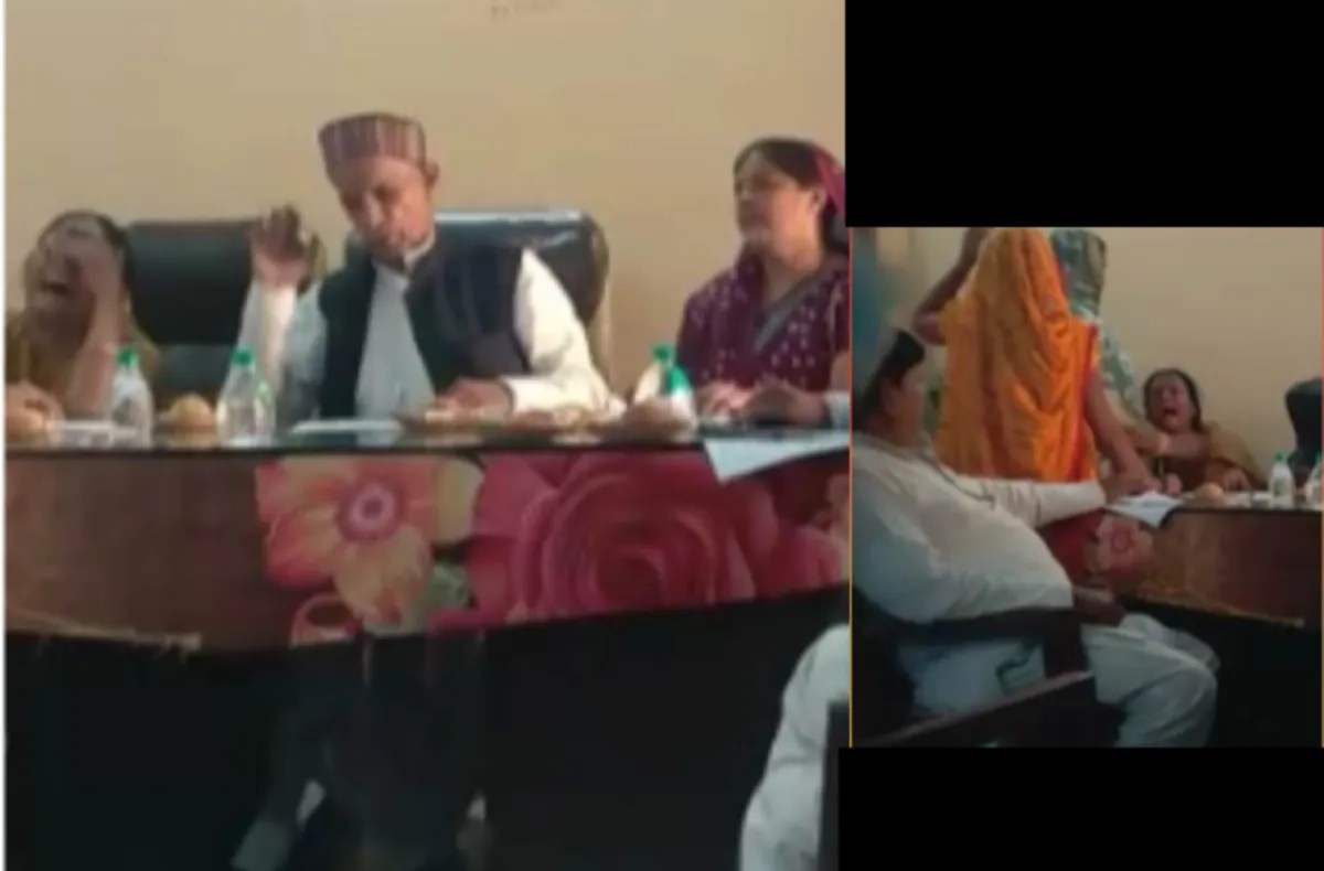 Rajgarh's Khilchipur Municipal Council President Ram Janaki Malakar cried