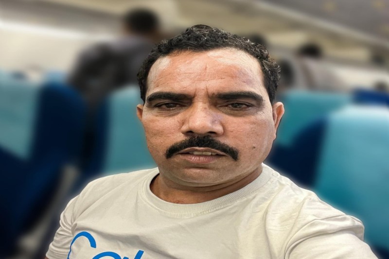 famous youtuber shadab jakati back in news with new video doctors demanding action against him see update