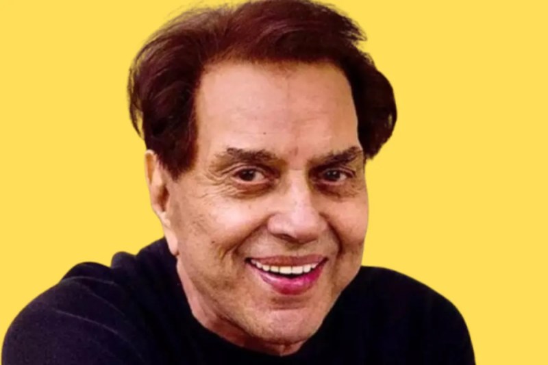 Why was Dharmendra not called a superstar