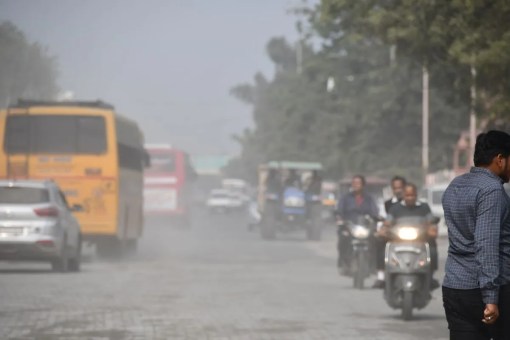 Textile City's air quality deteriorates, AQI rises again