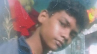 प्रयागराज में हुआ बड़ा सड़क हादसा