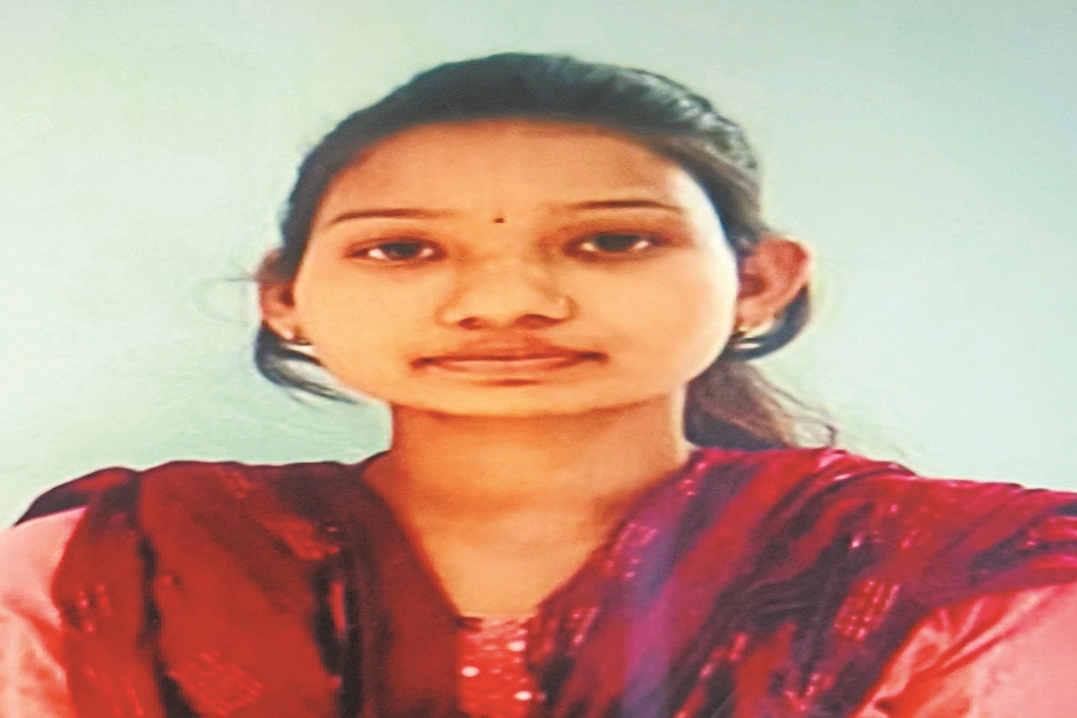 CG Suicide: फांसी लगाकर महिला ने की आत्महत्या, ससुराल वालो पर लगाया दहेज़ प्रताड़ना का आरोप