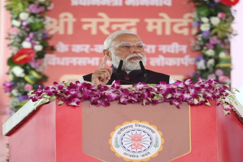 PM Modi in Raipur: बस्तर में डर का नहीं बल्कि जश्न का माहौल पीएम बोले-गारंटी देता हूं हिंदुस्तान का हर कोना माओवाद मुक्त होगा