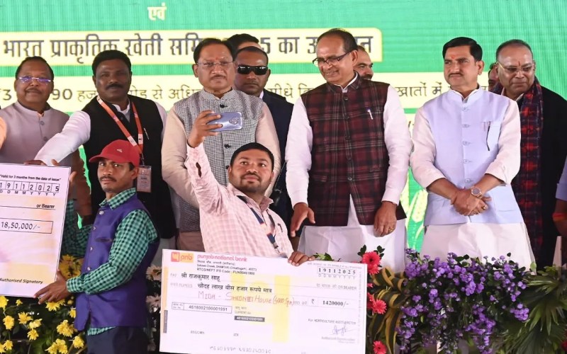 प्रधानमंत्री ग्राम सड़क योजना में के क्रियान्वयन में छत्तीसगढ़ देश के अग्रणी राज्यों में शामिल - ग्रामीण विकास मंत्री शिवराज सिंह चौहान