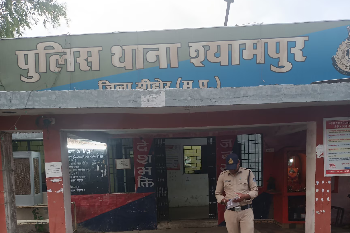 SIR Survey blo threatened shyampur police arrested villager mp news