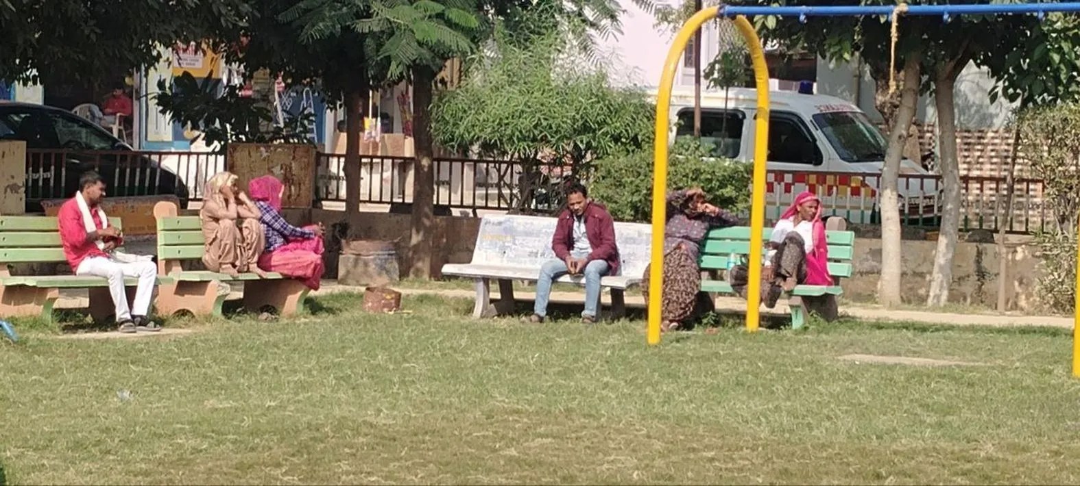 तापमान घटने से छाने लगा कोहरा, सर्दी के बढ़े तेवरों से अब सुहाने लगी धूप