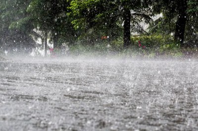 IMD issues Heavy Rain Alert