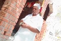 Sarpanch father in law money extortion viral video mp news