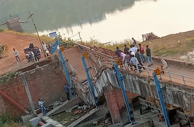 Slab built 50 years ago for Kerwa Dam collapses