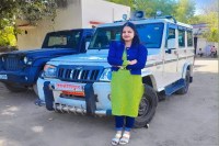 naib tehsildar jyoti lakshakar