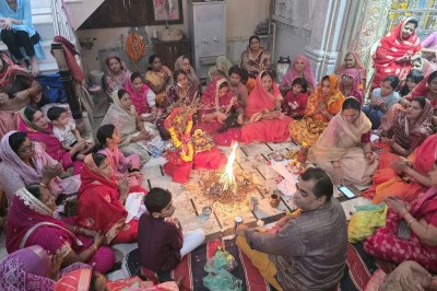 तुलसी-शालिग्राम विवाह सम्पन्न, महिलाओं ने गाए मंगलगीत