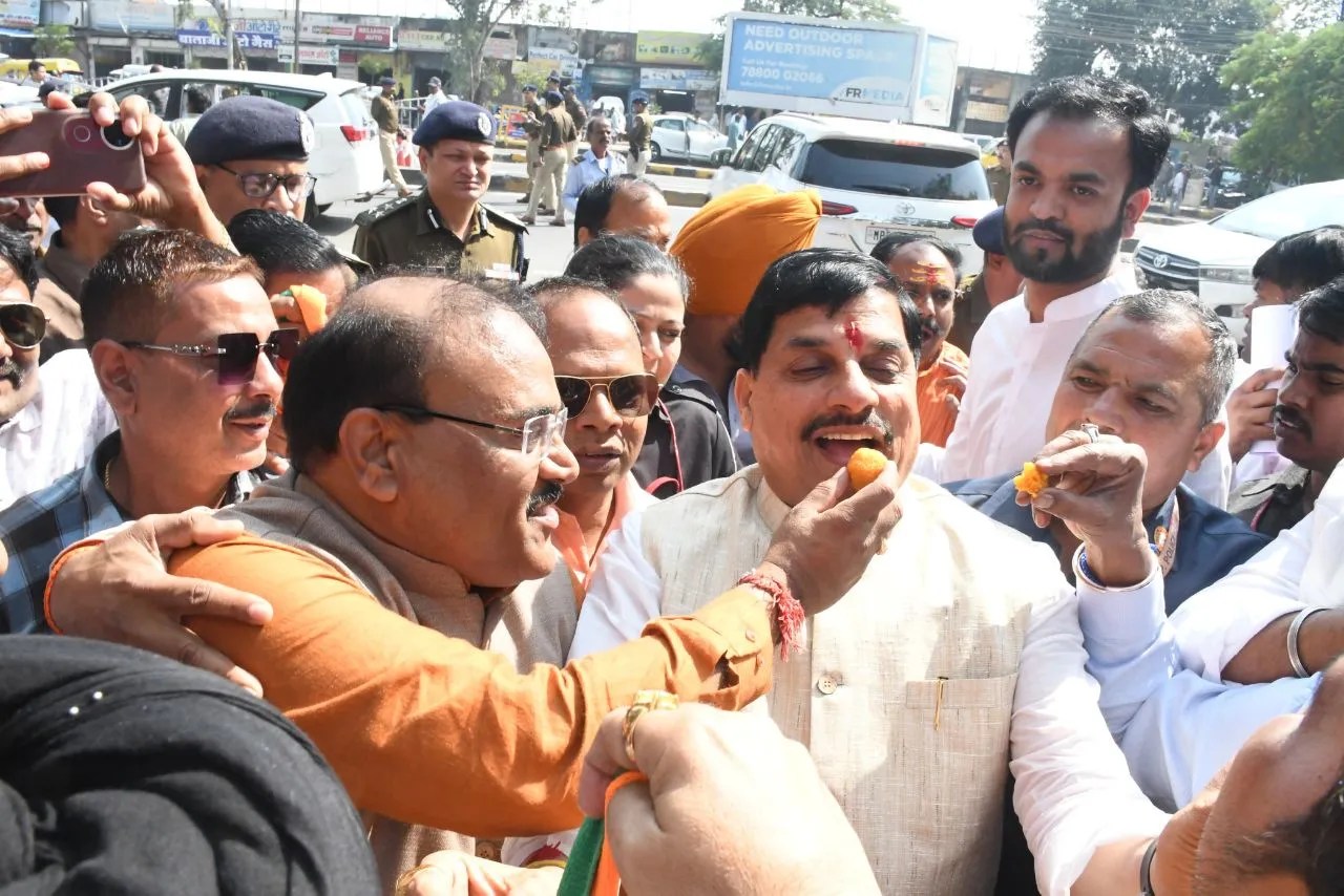 बिहार के नतीजे कांग्रेस और उनके साथ वालों को सबक है कि जमीन से जुड़कर राजनीति करो: सीएम