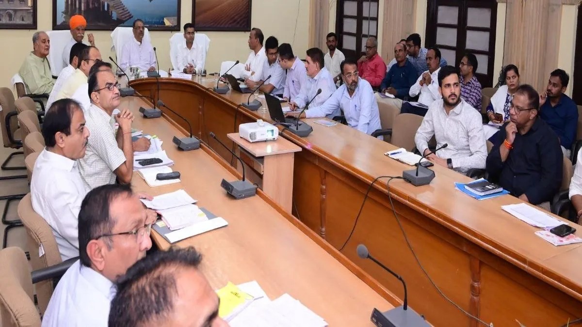 Short video poster image