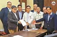 Rajasthan private practicee ban sparked uproar SMS and 12 hospitals superintendents submitted resignations to principal