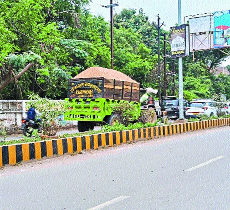 जिले में रेत चोरी सबसे ज्यादा, कार्रवाई कम, इस साल केवल 91 हुए दर्ज