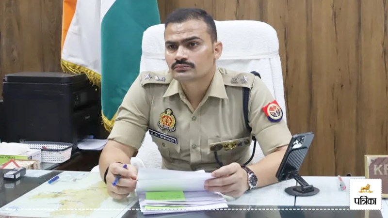 sambhal sp action 32 police personnel line hazir public complaints