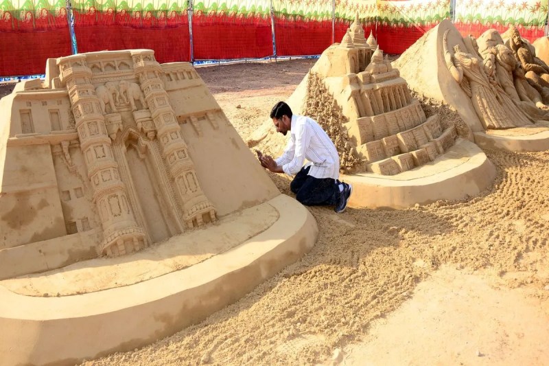 कला, शिल्प और संस्कृति का संगम, उद्योग एवं हस्तशिल्प मेले का हुआ श्रीगणेश