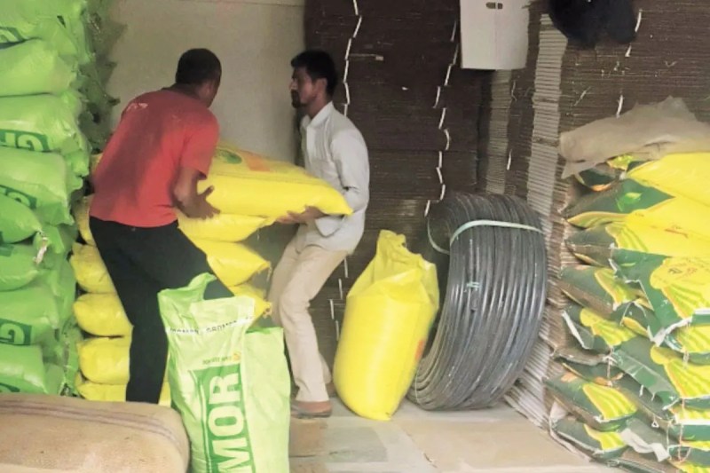 selling-illegal-fertilizer