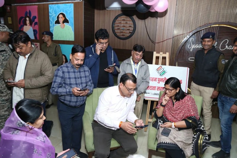 2003 की सूची के सैकड़ों नाम, जिनकी तलाश करना हुआ कठिन