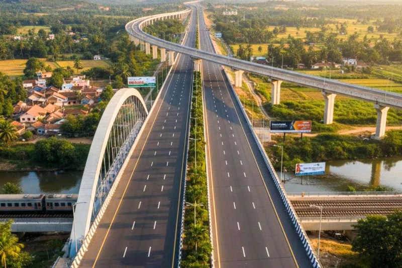 six-lane economic corridor