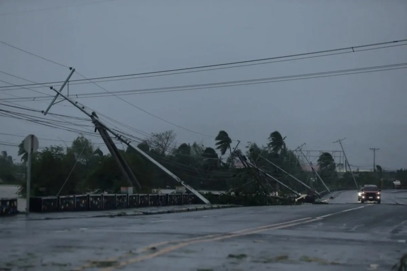 Typhoon Fung-wong causes destruction in Philippines