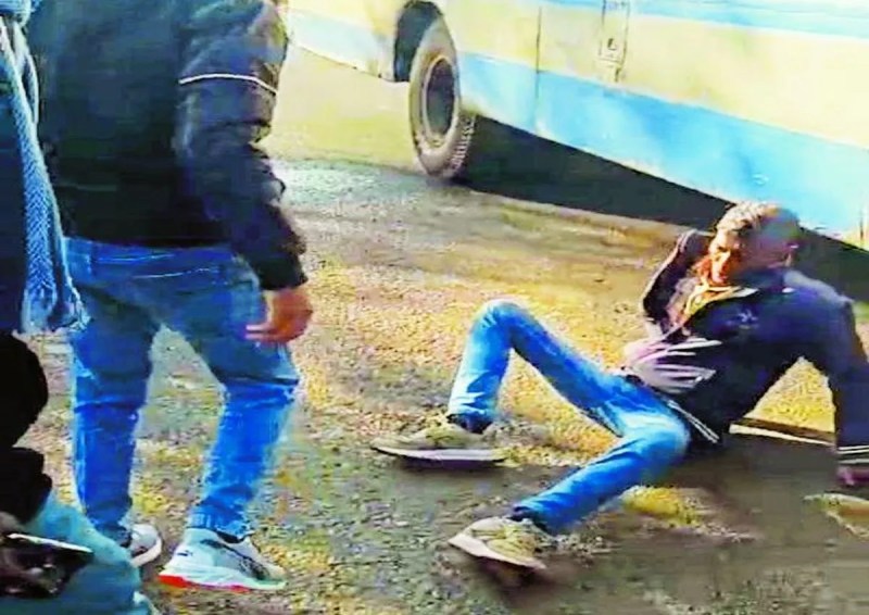 पुलिस चालक हरिराम को अस्पताल ले गई और मेडिकल परीक्षण करवाया। मेडिकल में नशे की पुष्टि होने पर चालक के खिलाफ मामला दर्ज किया गया। पुलिस ने बस को सुरक्षित रूप से परिचालक के साथ बारा डिपो के लिए रवाना कर दिया गया।