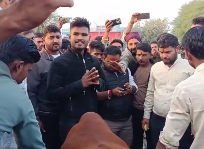 वीडियो सामने आने के बाद विरोध, युवक ने मांगी माफी तो हुआ समझौता