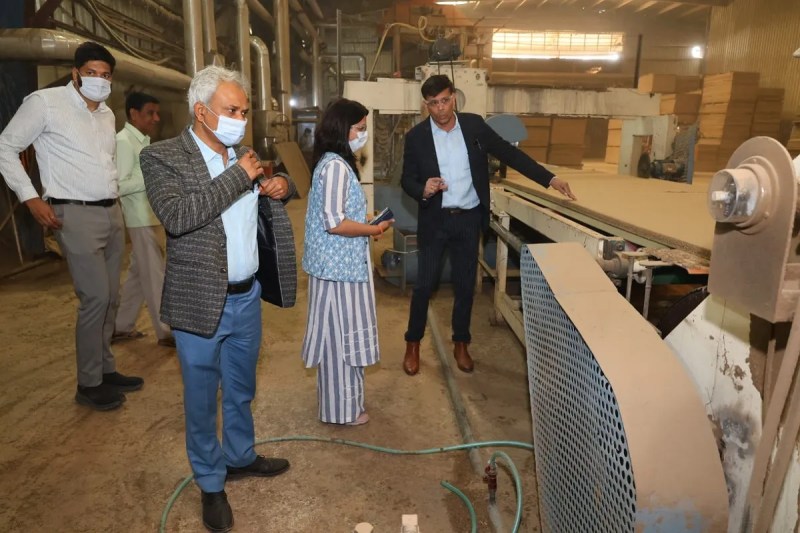 Collector conducted an industrial tour