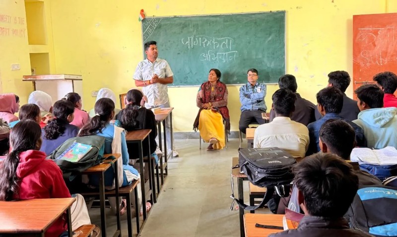 विश्व मृदा दिवस पर मुदरिया शासकीय स्कूल में कार्यक्रम का आयोजन, मिट्टी के संरक्षण के लिए लोगों जागरूक करना उद्देश्य