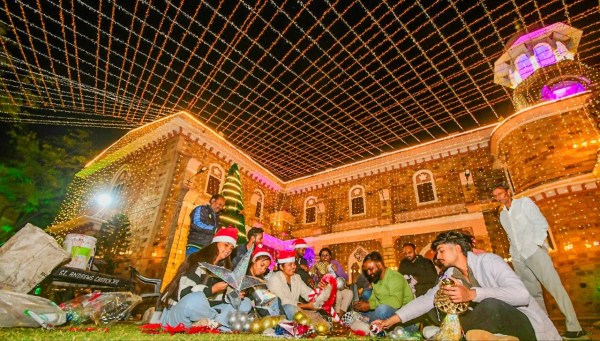 Churches and home ready for christmas 