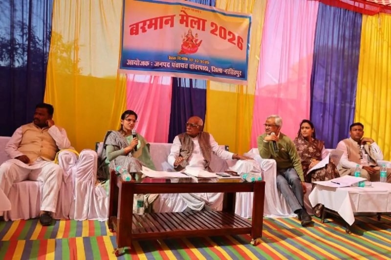 बुधवार को हुई बैठक में कलेक्टर, विधायक व अन्य