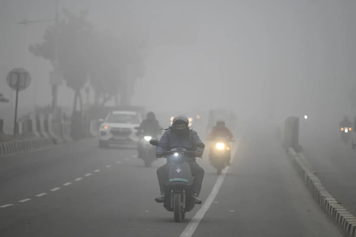 Air Pollution: लखनऊ की हवा खराब, CPCB SAMEER ऐप पर AQI 174 दर्ज, गूगल समेत अन्य डेटा भ्रामक