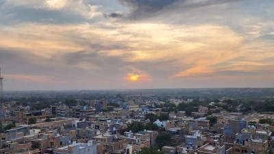 Short video poster image