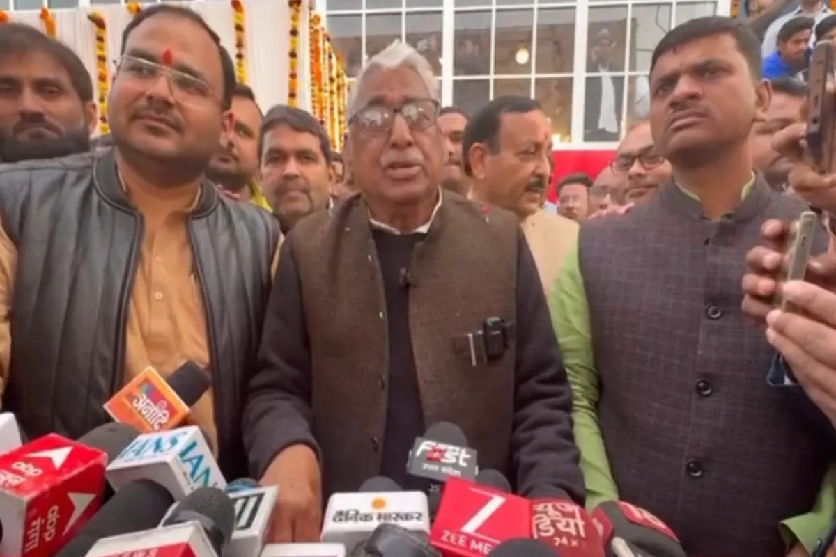 माता प्रसाद पांडे फोटो सोर्स पत्रिका