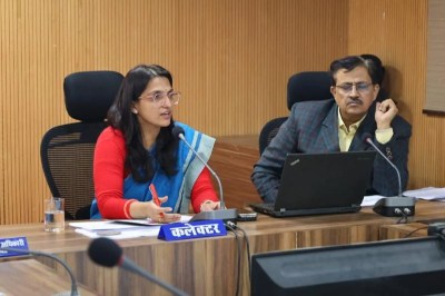 जिले की एनआरसी में पलंग संख्या बढ़ाने एवं प्राथमिक स्वास्थ्य केंद्र चीचली में एनआरसी के लिए प्रस्ताव भेजने कलेक्टर रजनी सिंह ने अधिकारियों को निर्देश दिए हैं।