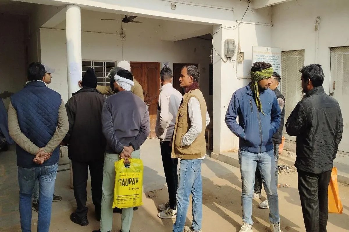 बेरोजगारों से रजिस्ट्रेशन के नाम पर वसूली राशि, फर्म की भर्ती निरस्त Amount collected from unemployed in the name of registration, recruitment of firm cancelled