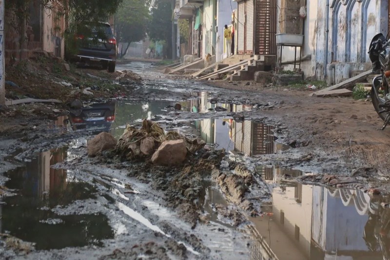 चौक चेम्बर और रिसता पानी...यही बनी धौलपुर की कहानी Chowk Chamber and leaking water...this became the story of Dholpur
