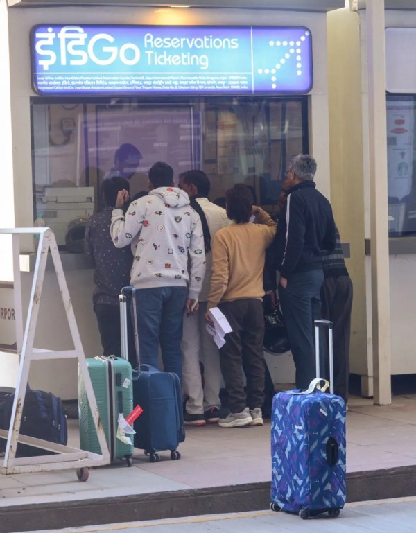 Airline working crash