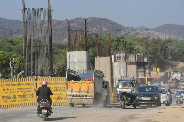 Cbi fatak railway over bridge 