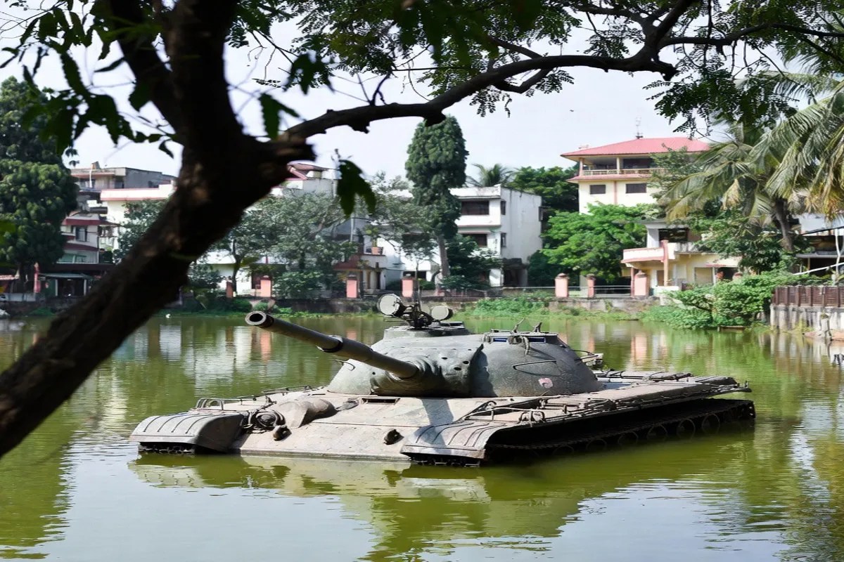 Army tank, Army tank sinks, Army tank sinks in canal, Indira Gandhi Canal, Tank sinks in Indira Gandhi Canal, Sriganganagar News, Rajasthan News