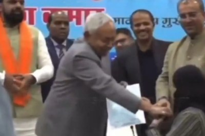 Bihar hijab controversy woman doctor