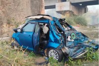 Bagpat car Accident died Two people including policeman