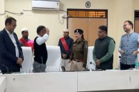 Collector salute female SI