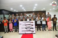 82 लाख के इनामी 11 नक्सलियों ने किया आत्मसमर्पण (फोटो सोर्स- पत्रिका)