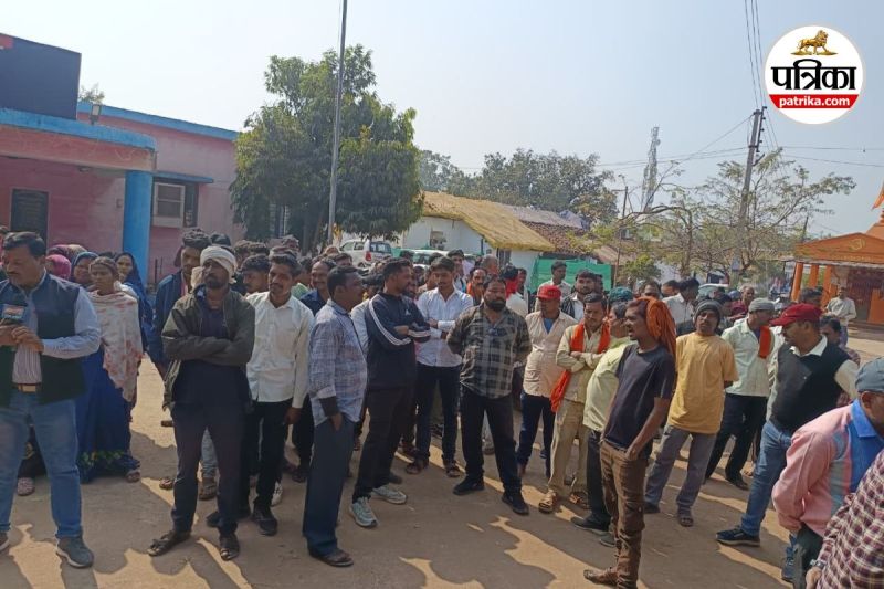 ट्रैक्टर पलटने से दो मासूमों की मौत (फोटो सोर्स- पत्रिका)