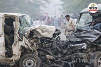 भीषण एक्सीडेंट (photo source- AI Image)