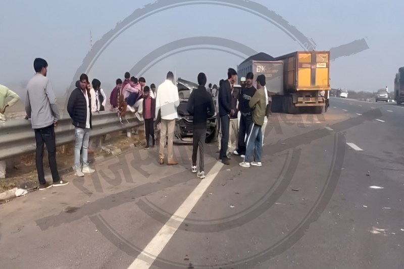 Delhi-Mumbai Expressway, Delhi-Mumbai Expressway accident, accident due to dense fog, CISF inspector dies, CISF inspector of Alwar dies, Alwar news, Rajasthan news