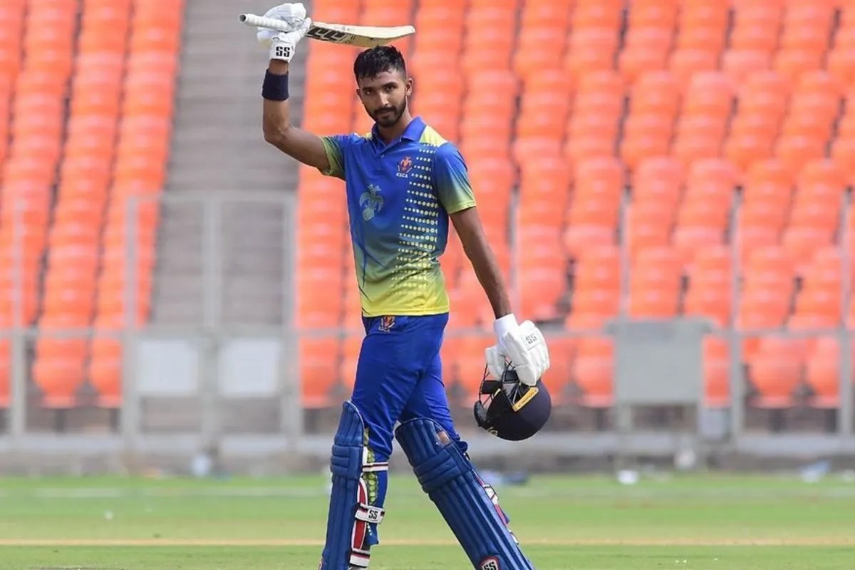 Karnataka vs Puducherry in VHT 2025-26