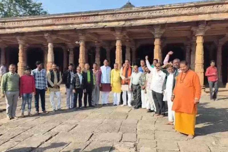 Bhojshala Controversy ASI hindu protest Goddess Vagdevi painting mp news