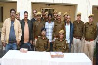 अजमेर स्टेशन पर 5 पिस्टल. 12 कारतूस के साथ तस्कर गिरफ्तार